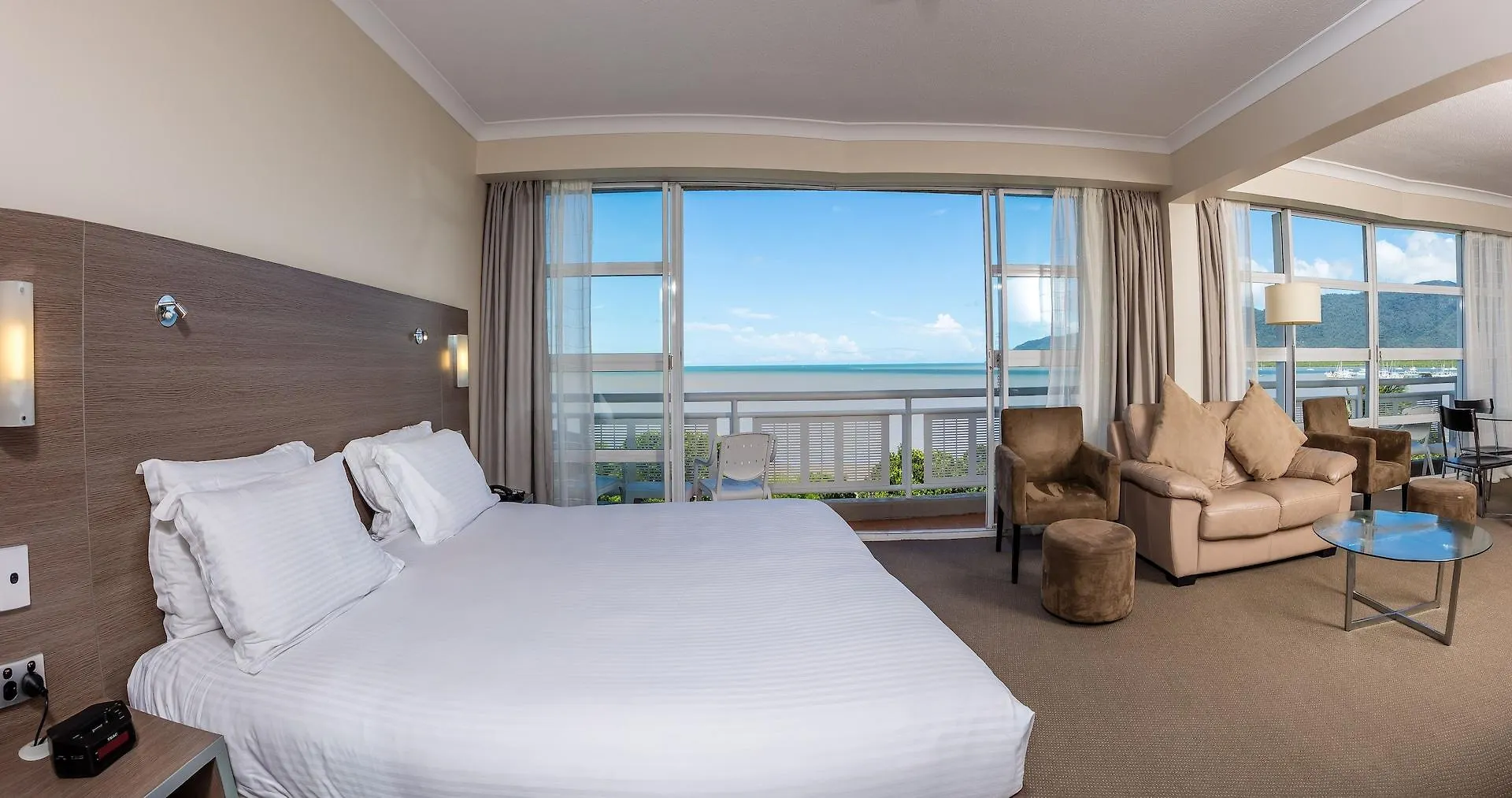 Doubletree By Hilton Cairns Hotel Australia
